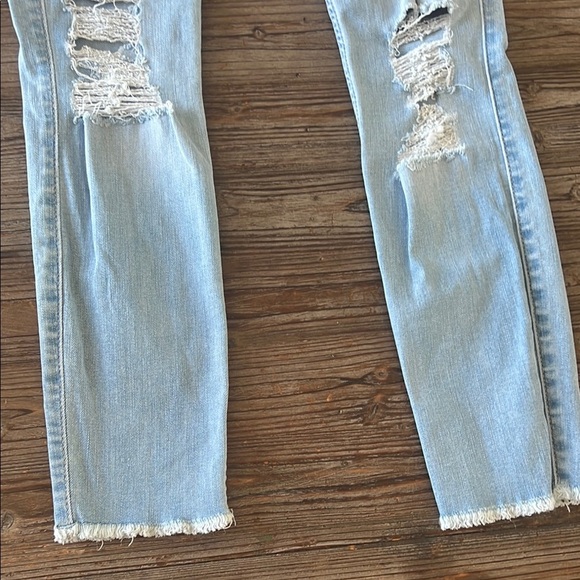Hollister Light Blue Distressed Women's Jeans 28w - Picture 8 of 11